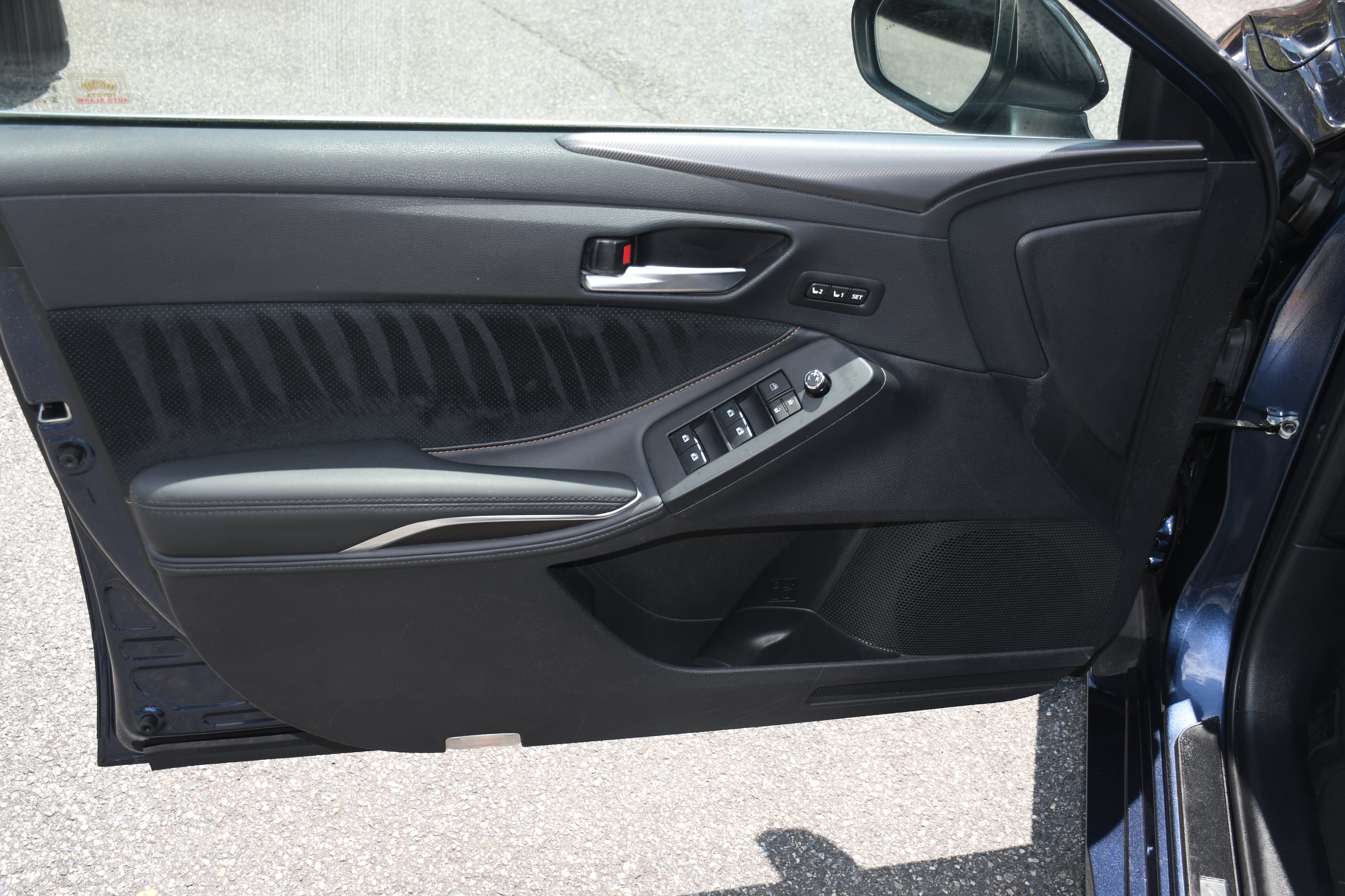 Used 2019 Toyota Avalon Touring w/ Advanced Safety Package FWD image 10