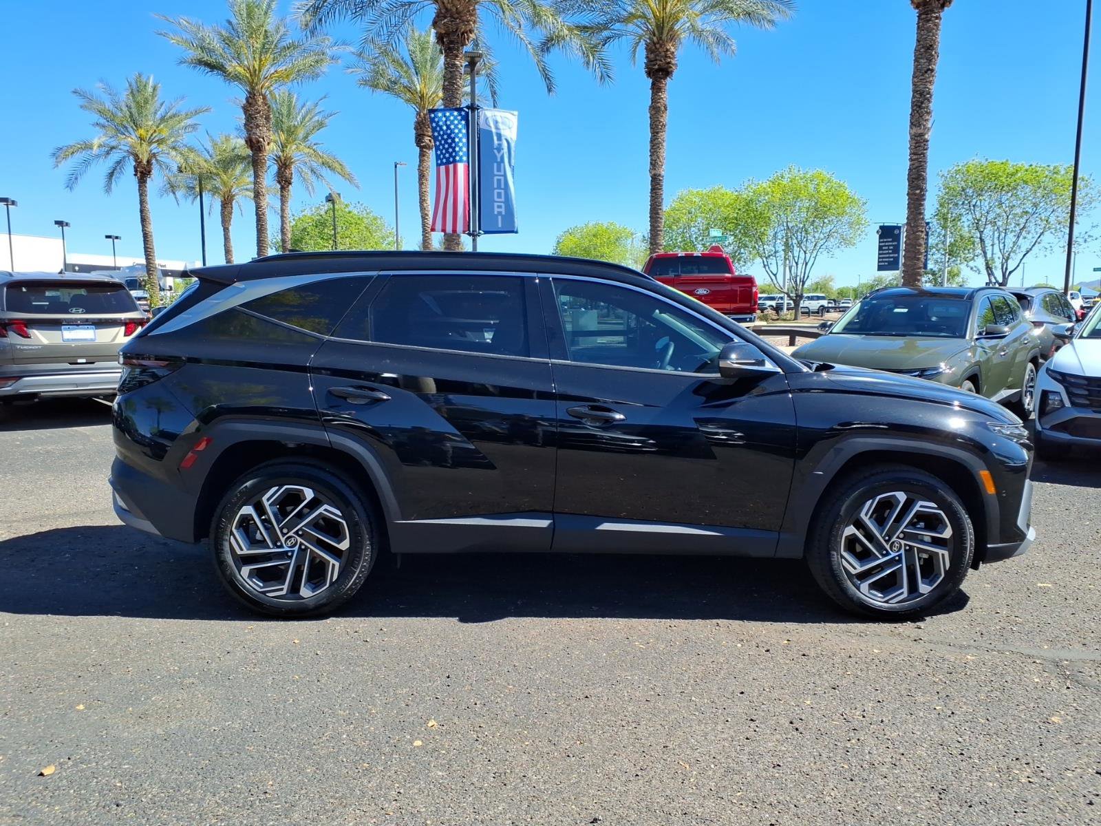 Certified 2025 Hyundai Tucson Limited image 4