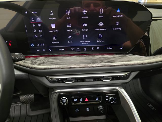 Used 2025 Audi Q5 Premium Plus w/ Premium Plus AWD/4WD image 21