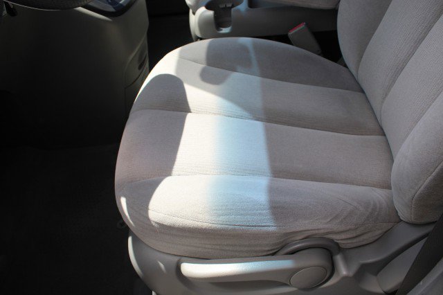 Used 2007 Kia Sedona LX image 21