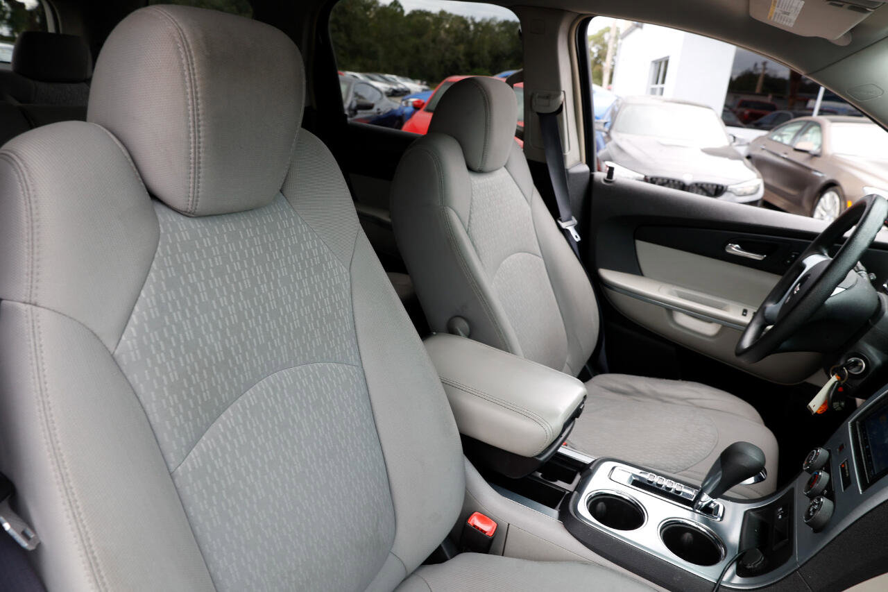 Used 2007 GMC Acadia SLE w/ Convenience Package image 16