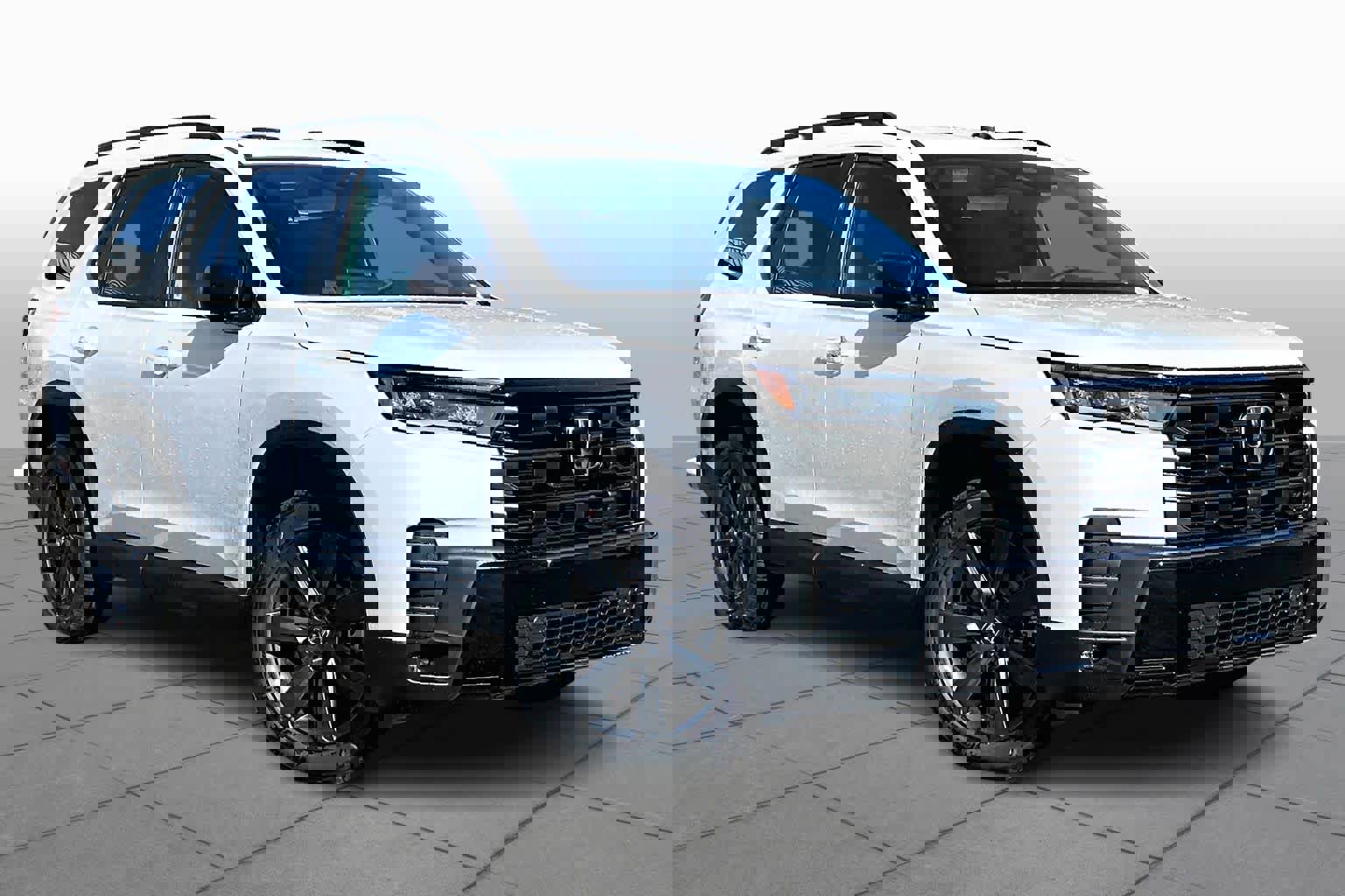 New 2026 Honda Pilot Sport image 2