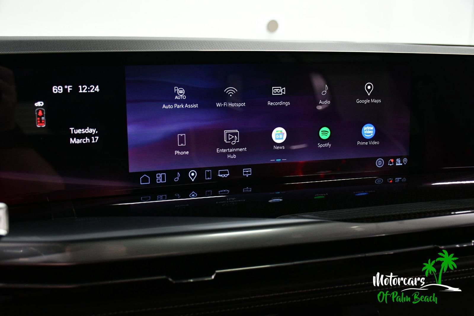 Used 2026 Cadillac Escalade V w/ LPO, ONYX Package image 42