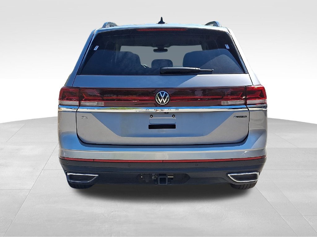 Used 2025 Volkswagen Atlas SE AWD/4WD image 5