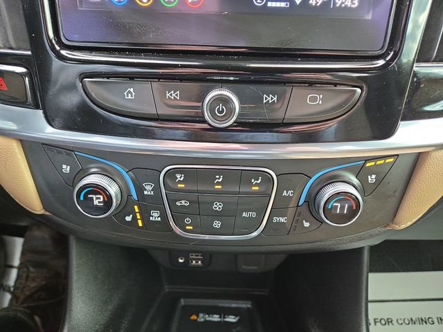 Used 2023 Chevrolet Traverse Premier image 24