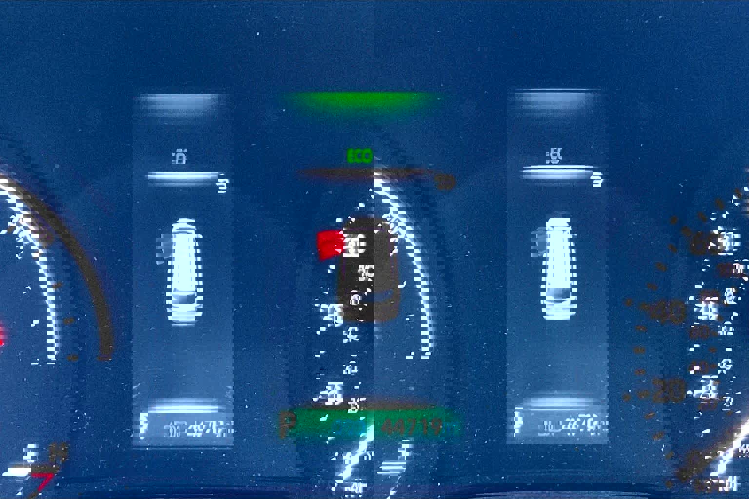 Used 2022 Toyota Sienna XLE image 24