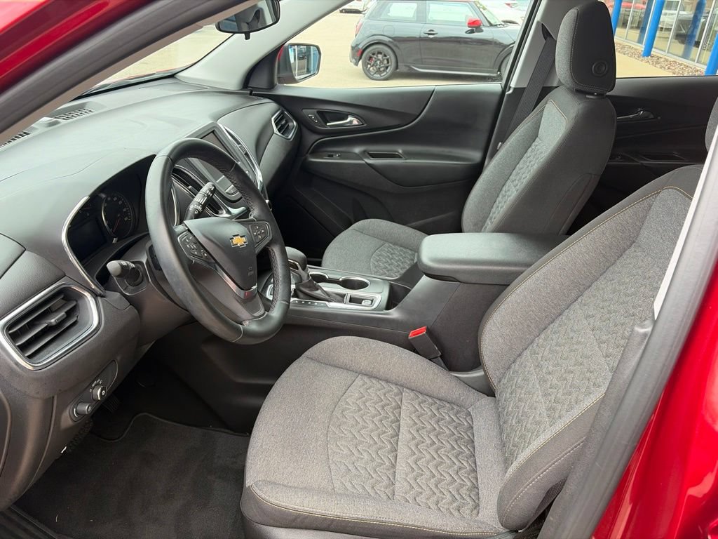 Used 2024 Chevrolet Equinox LT AWD/4WD image 10