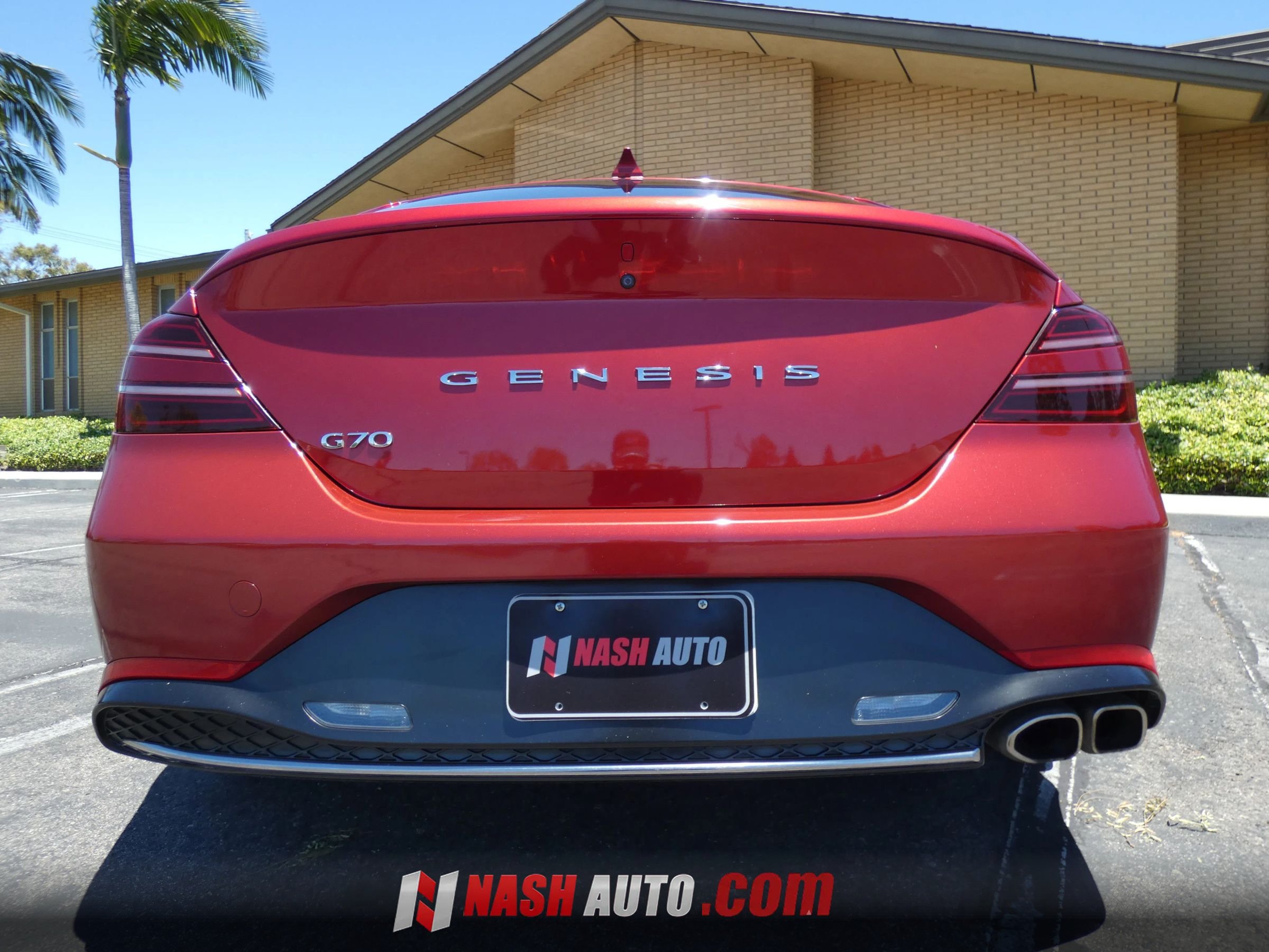 Used 2022 Genesis G70 2.0T RWD image 9