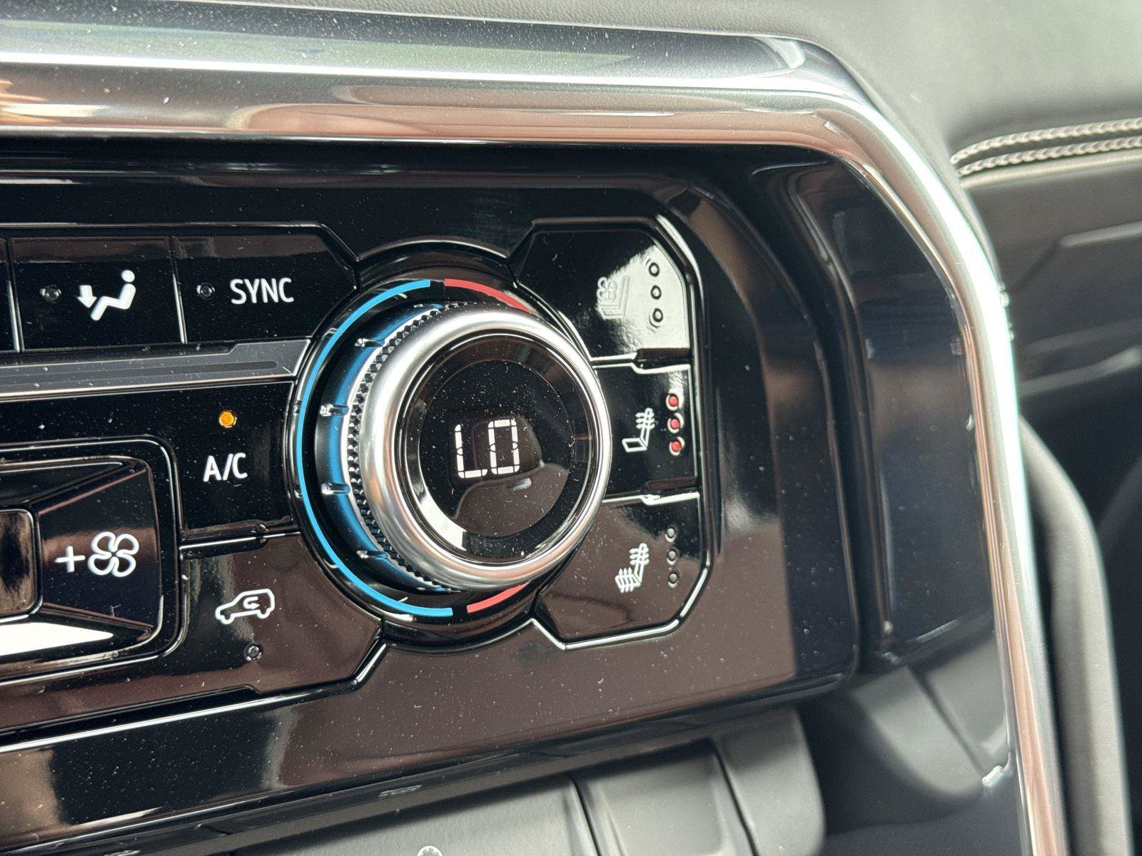 New 2026 GMC Sierra 1500 Denali Ultimate AWD/4WD image 17