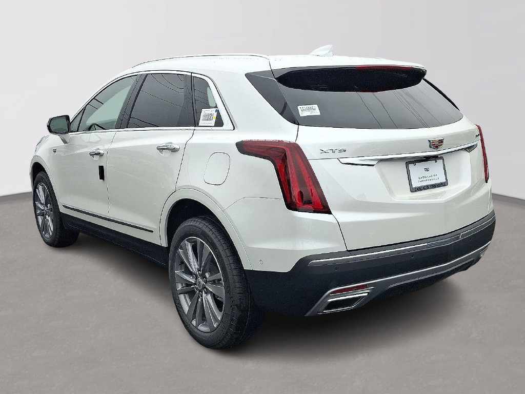 New 2026 Cadillac XT5 Premium Luxury FWD image 3