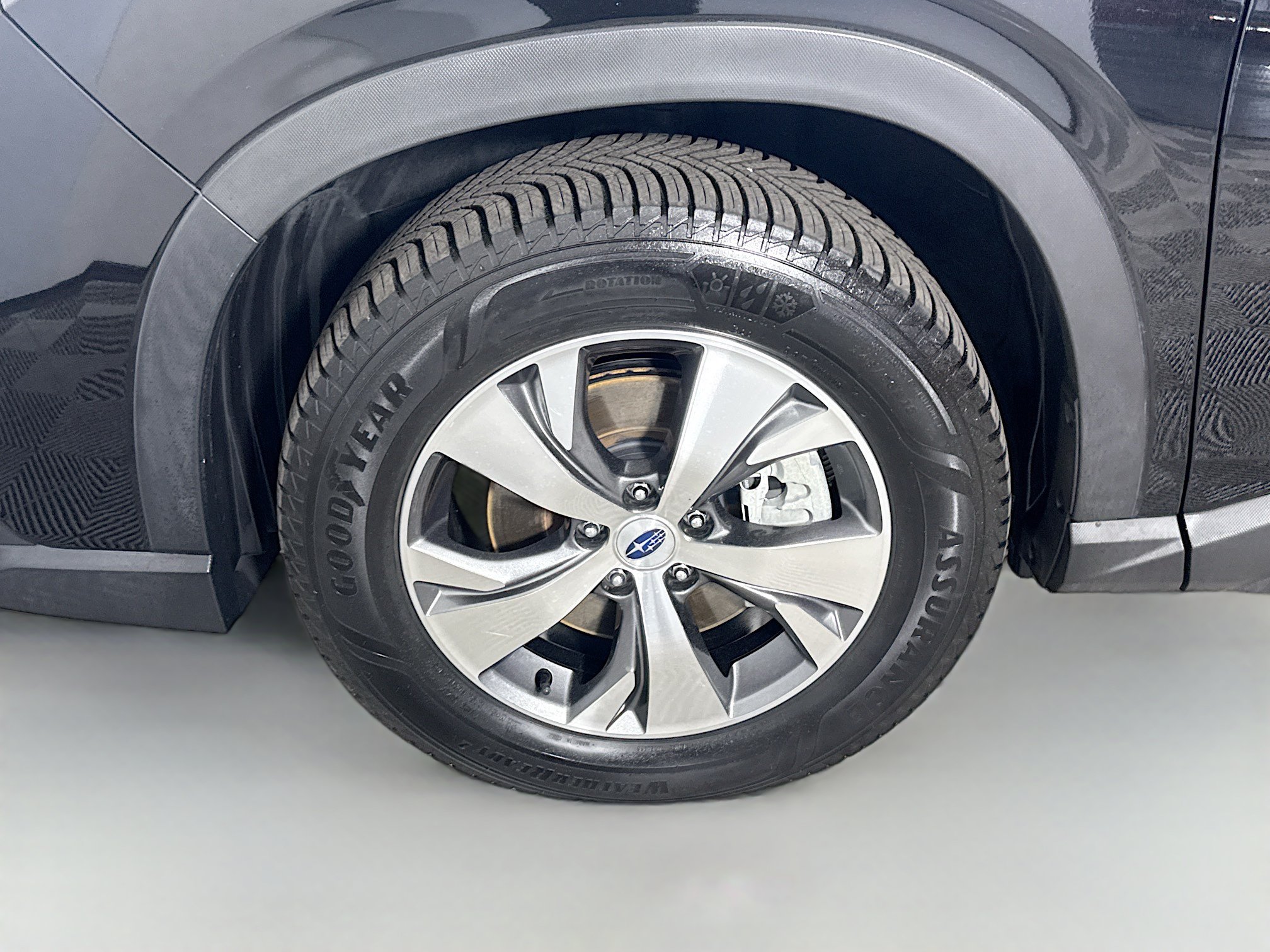 Used 2024 Subaru Ascent Premium AWD/4WD image 37