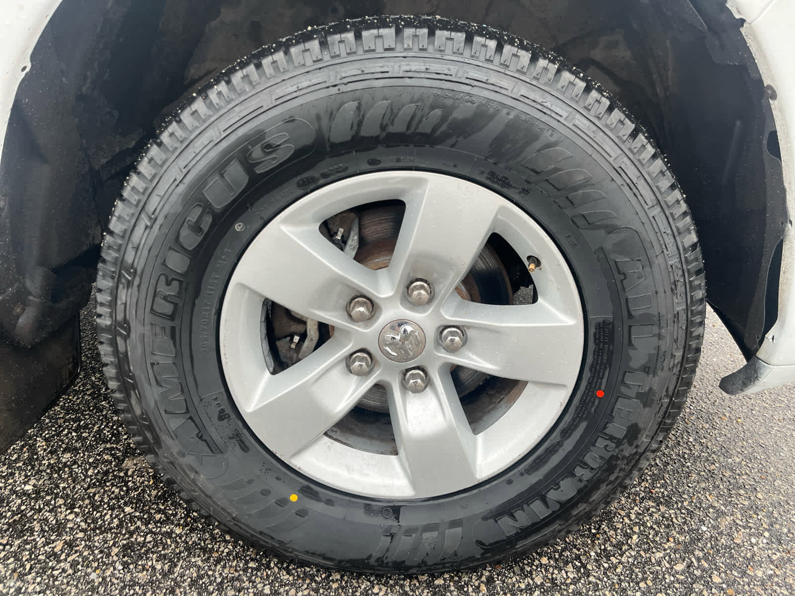 Used 2018 RAM 1500 Express image 30