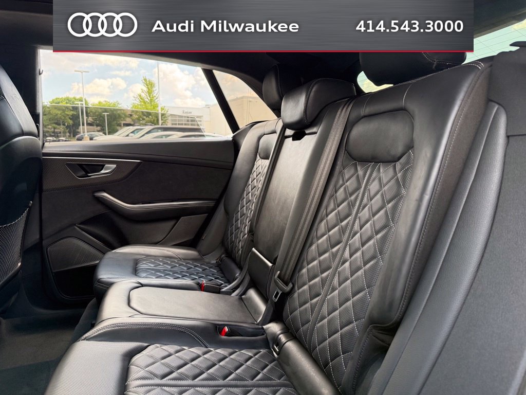 Used 2024 Audi SQ8 Prestige AWD/4WD image 37