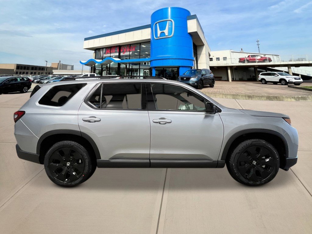 New 2026 Honda Pilot Black Edition image 9