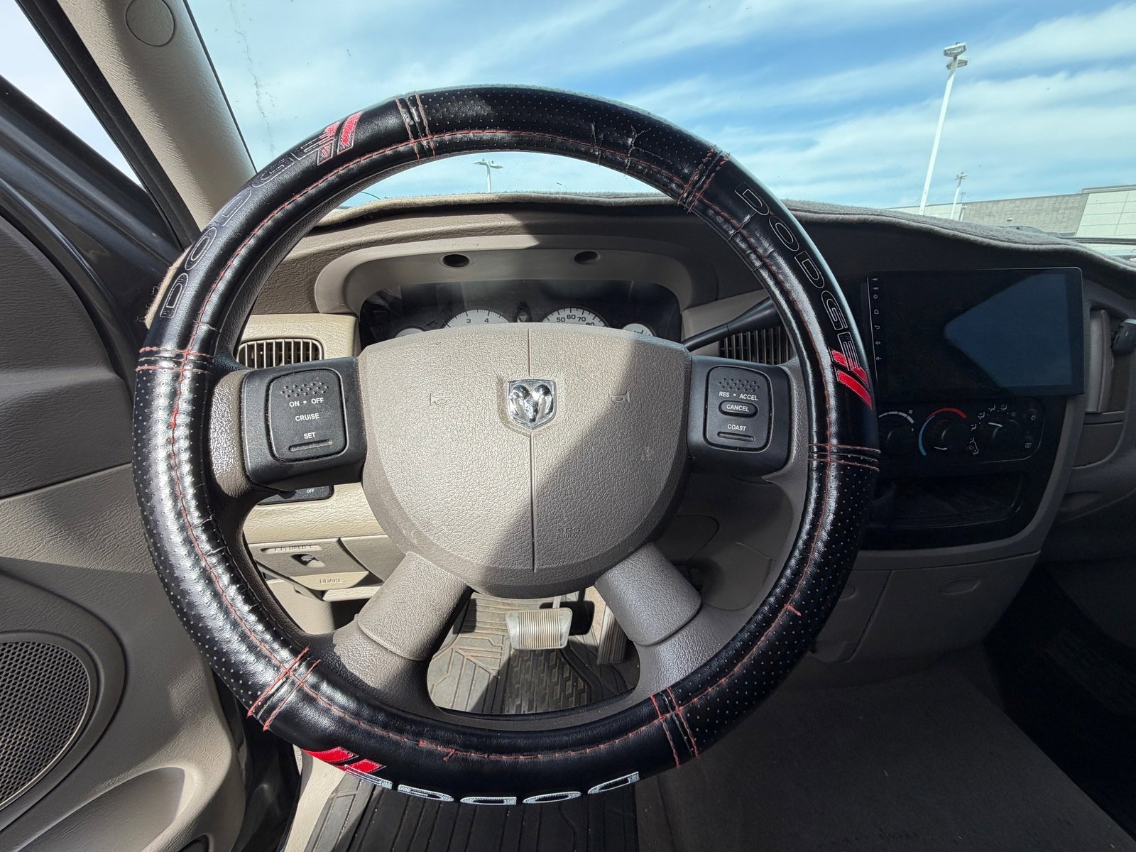 Used 2004 Dodge Ram 1500 Truck SLT w/ Light Group image 10