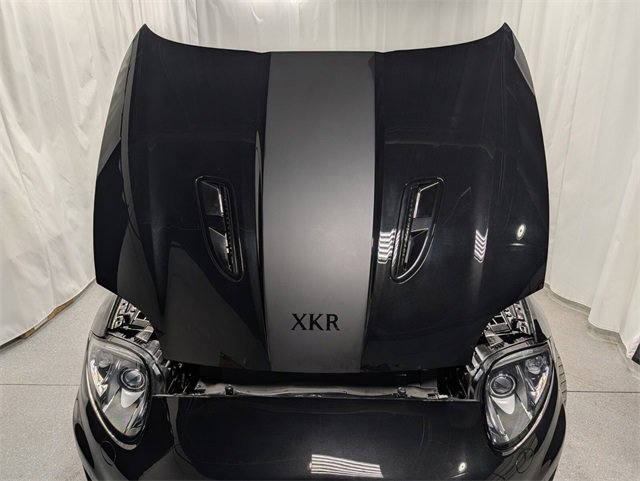 Used 2015 Jaguar XKR R image 33