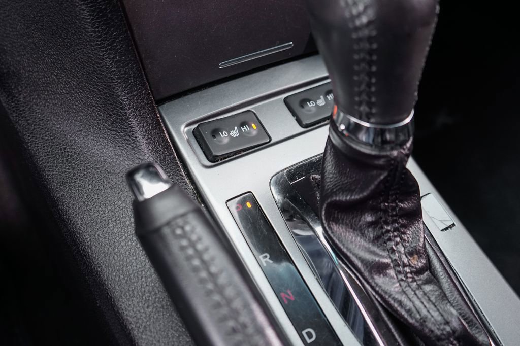 Used 2013 Acura ILX w/ Premium Package image 31