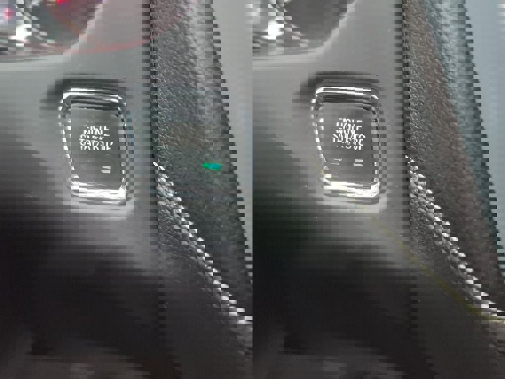 Used 2020 GMC Acadia SLT w/ Premium Package image 18