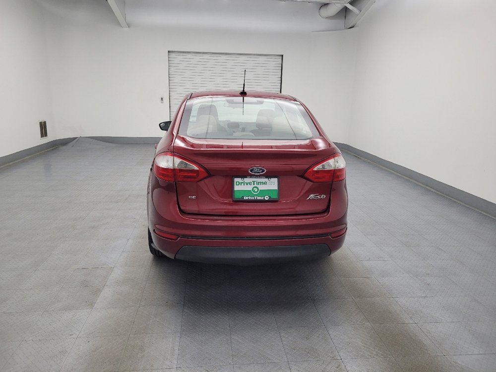 Used 2015 Ford Fiesta SE image 6