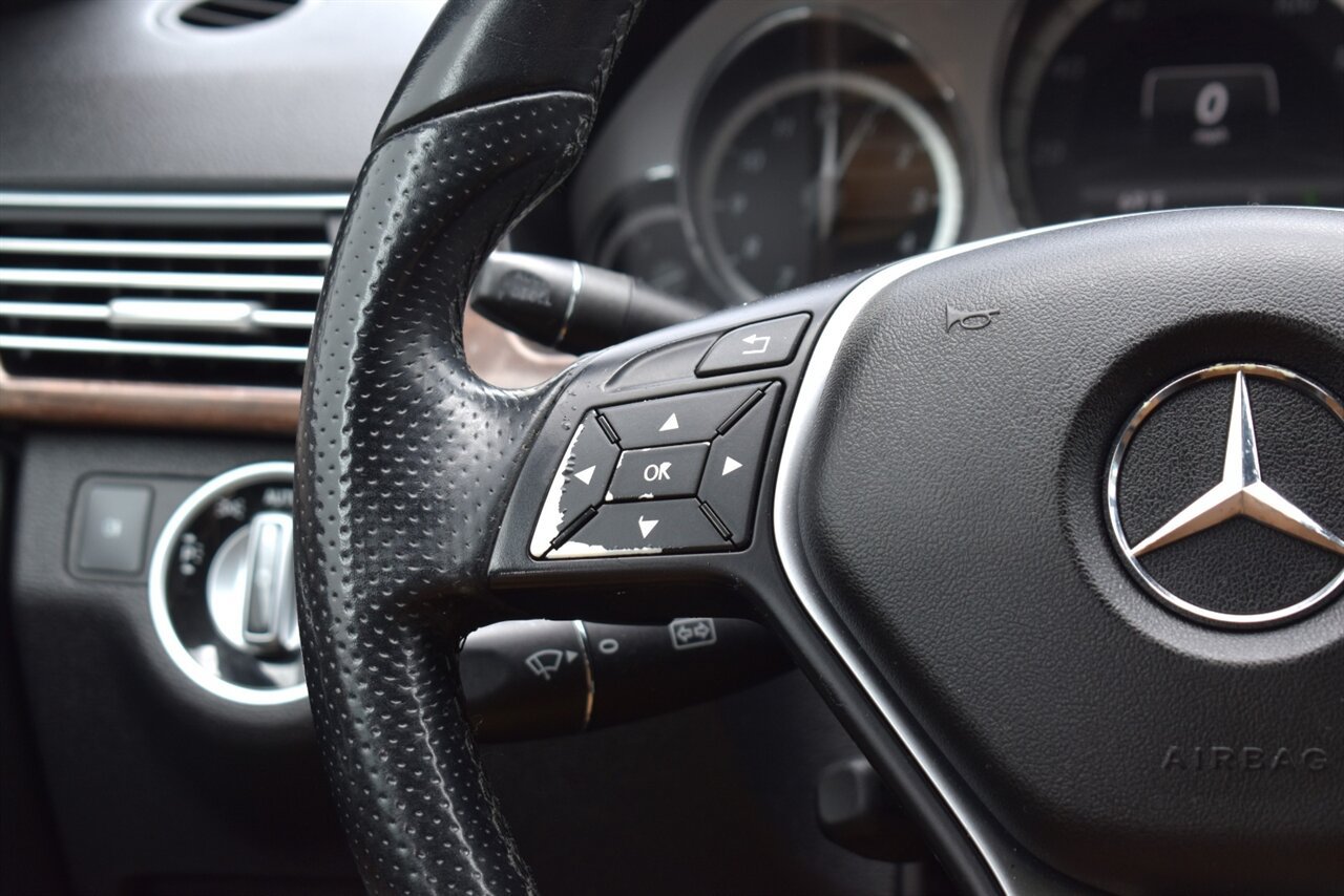 Used 2013 Mercedes-Benz E 350 BlueTEC Sedan image 16