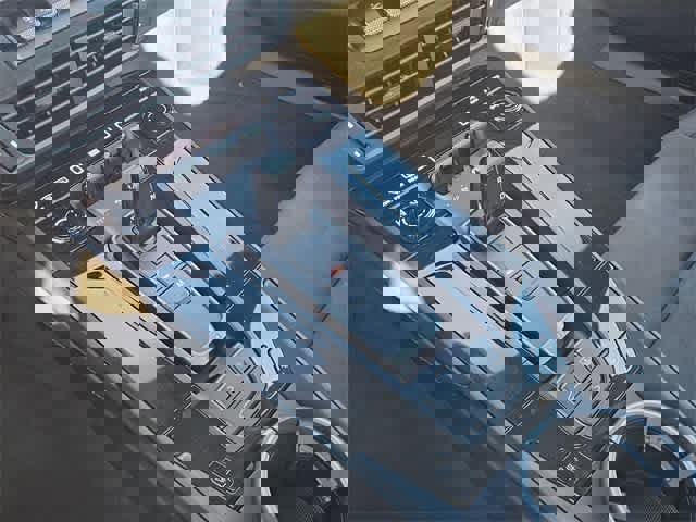 Used 2025 Porsche 911 Carrera 4 GTS image 33