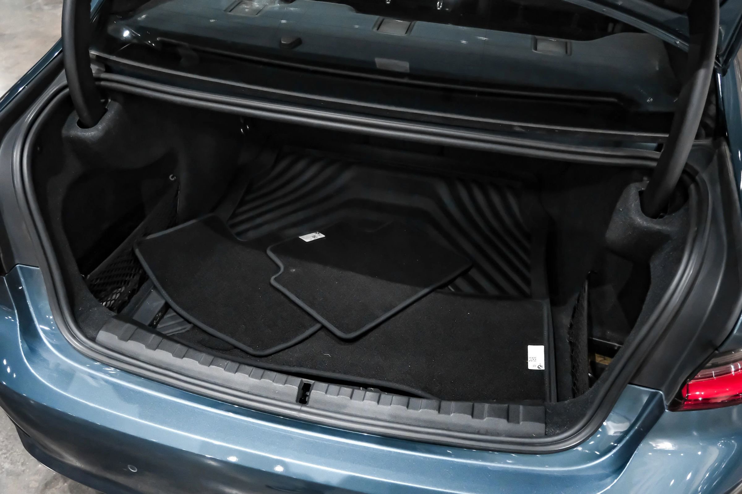 Used 2019 BMW 330i Sedan w/ Convenience Package image 49