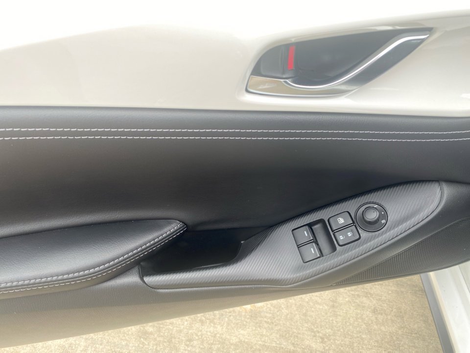 Used 2022 MAZDA MX-5 Miata RF Grand Touring RWD image 36