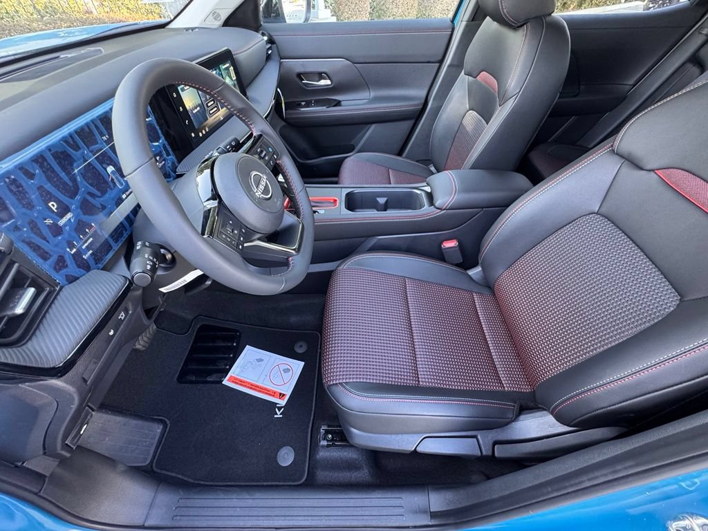 New 2026 Nissan Kicks SR FWD image 11