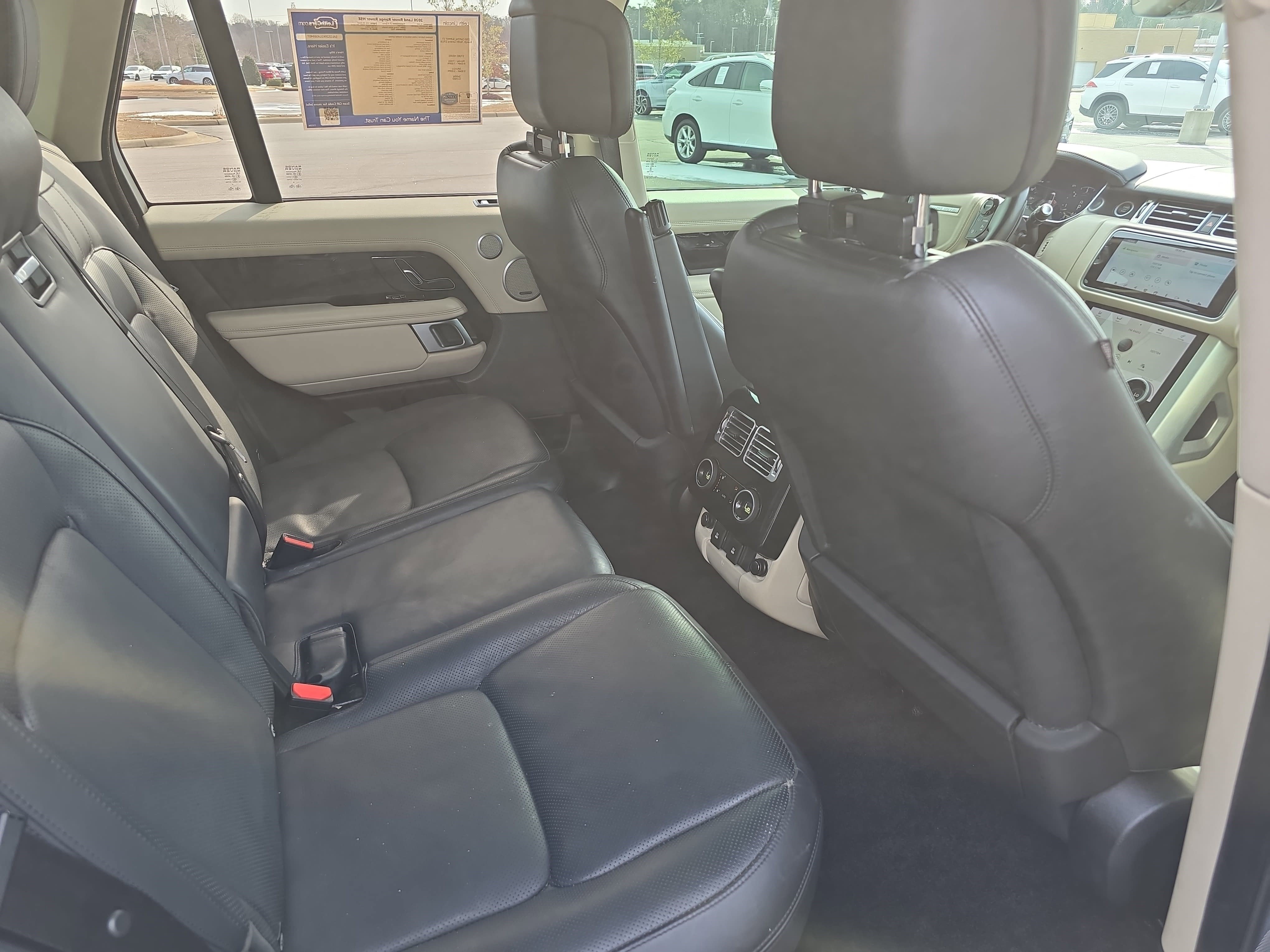 Used 2020 Land Rover Range Rover HSE image 11