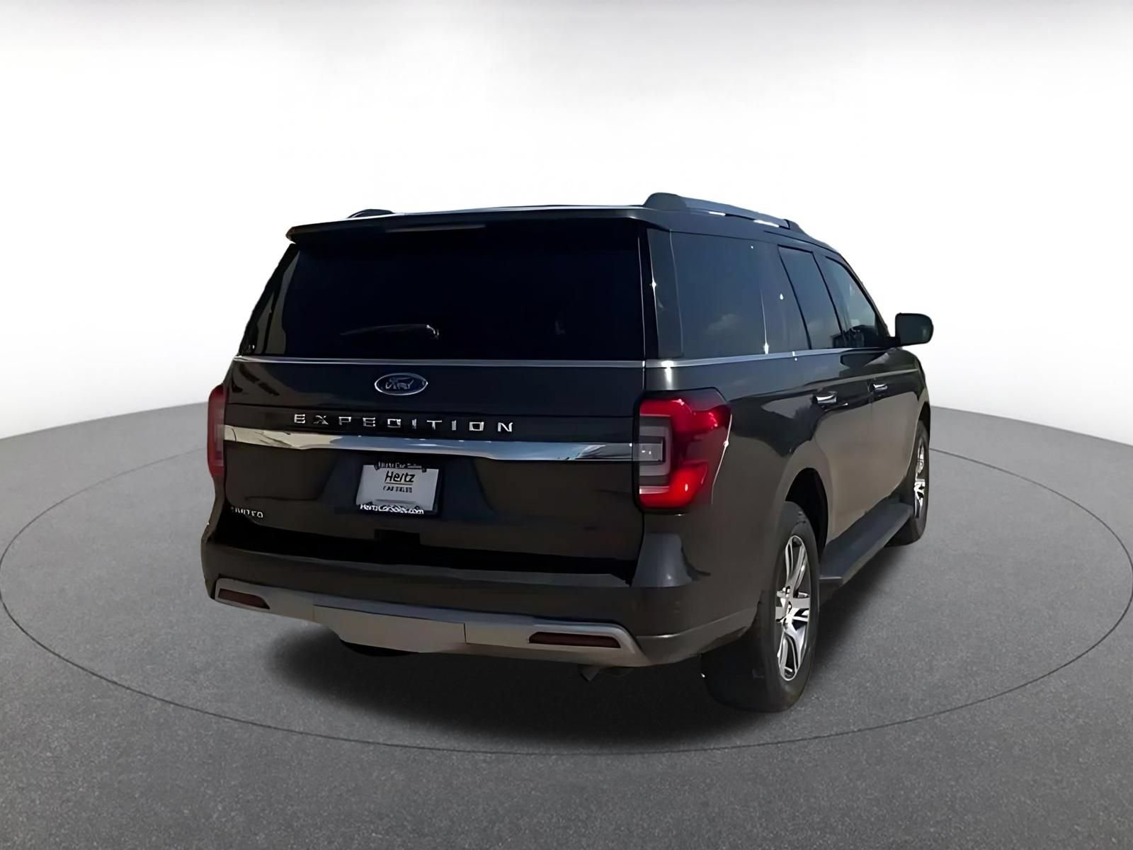 Used 2024 Ford Expedition Limited AWD/4WD image 14