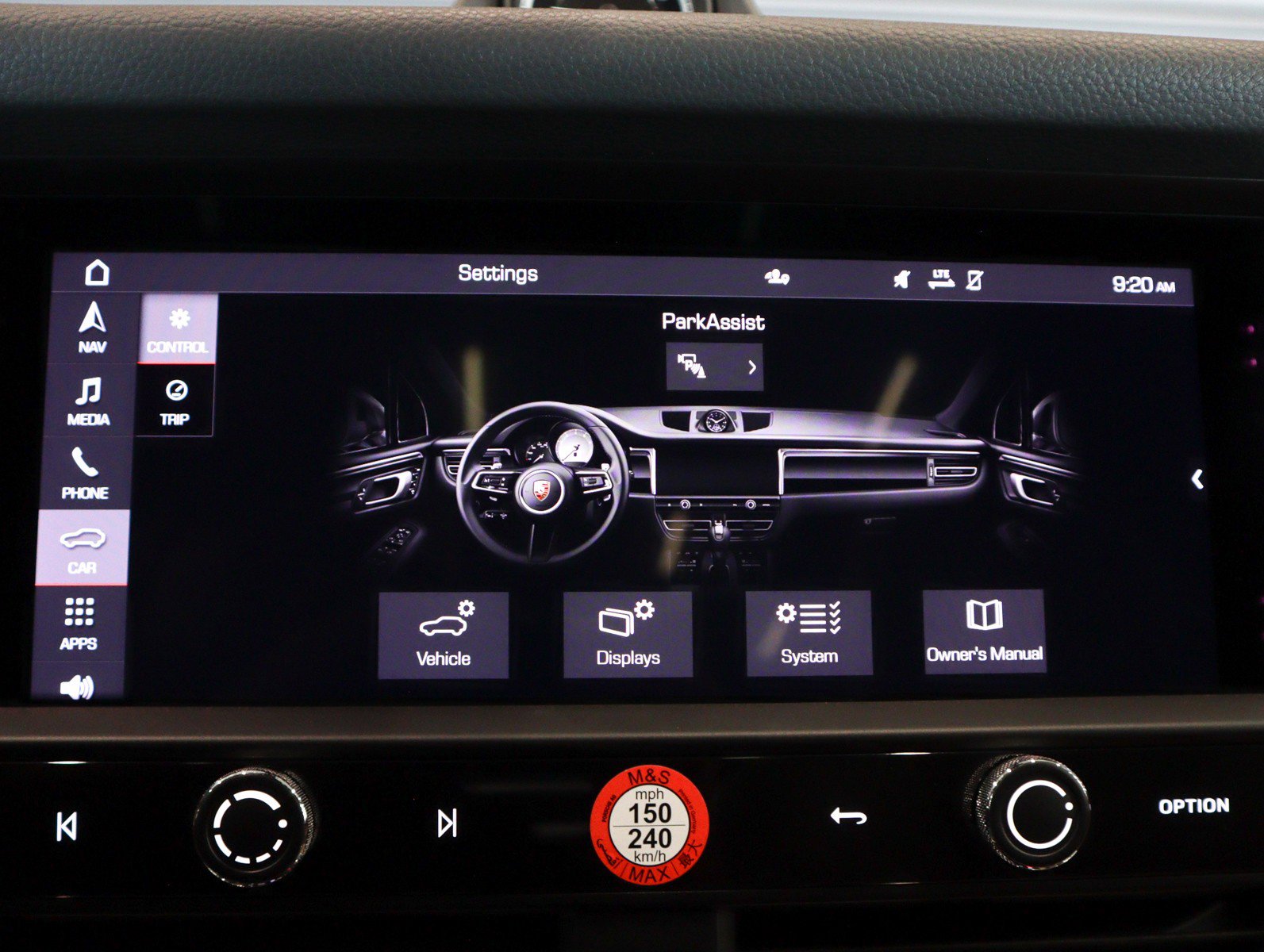 Certified 2023 Porsche Macan image 19