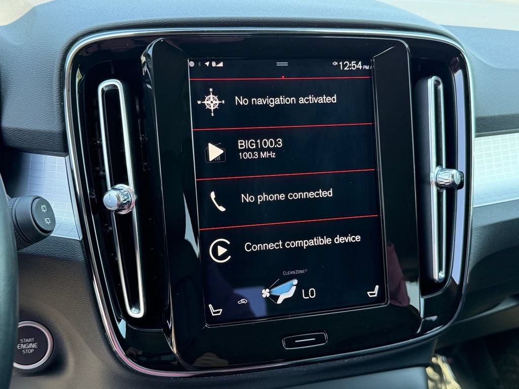 Used 2021 Volvo XC40 T5 Momentum AWD/4WD image 21