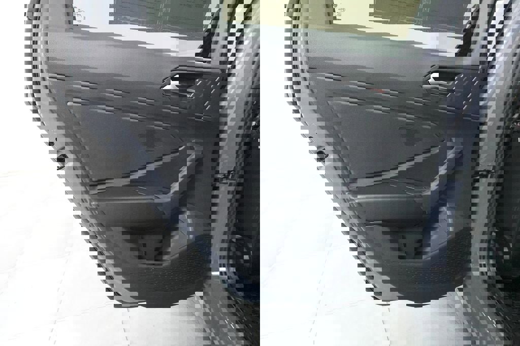 Used 2022 Volkswagen Jetta GLI Autobahn w/ GLI Black Package image 25