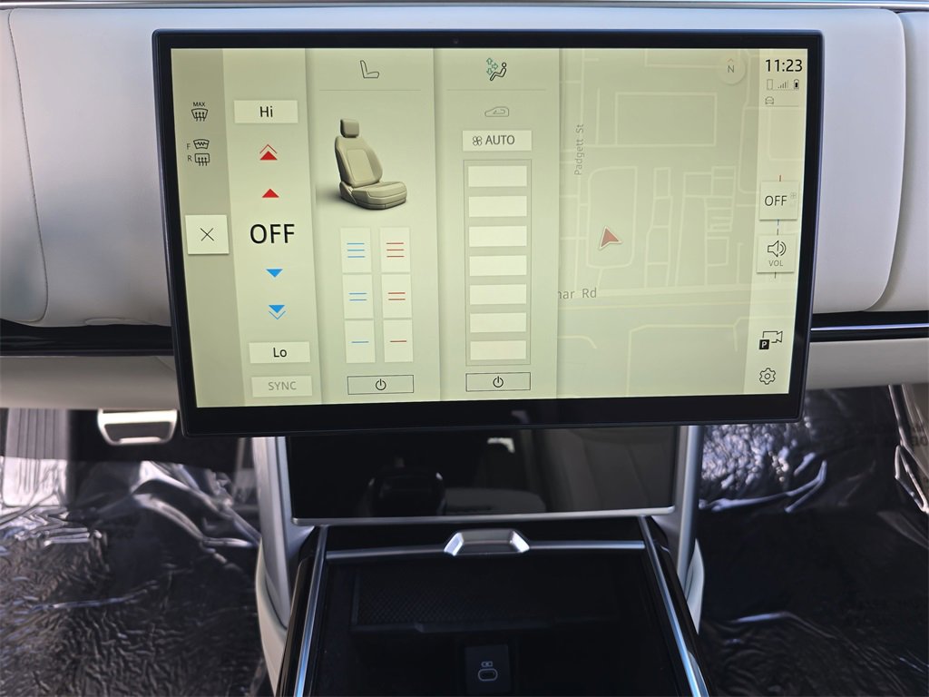 Certified 2024 Land Rover Range Rover Long Wheelbase SE image 26