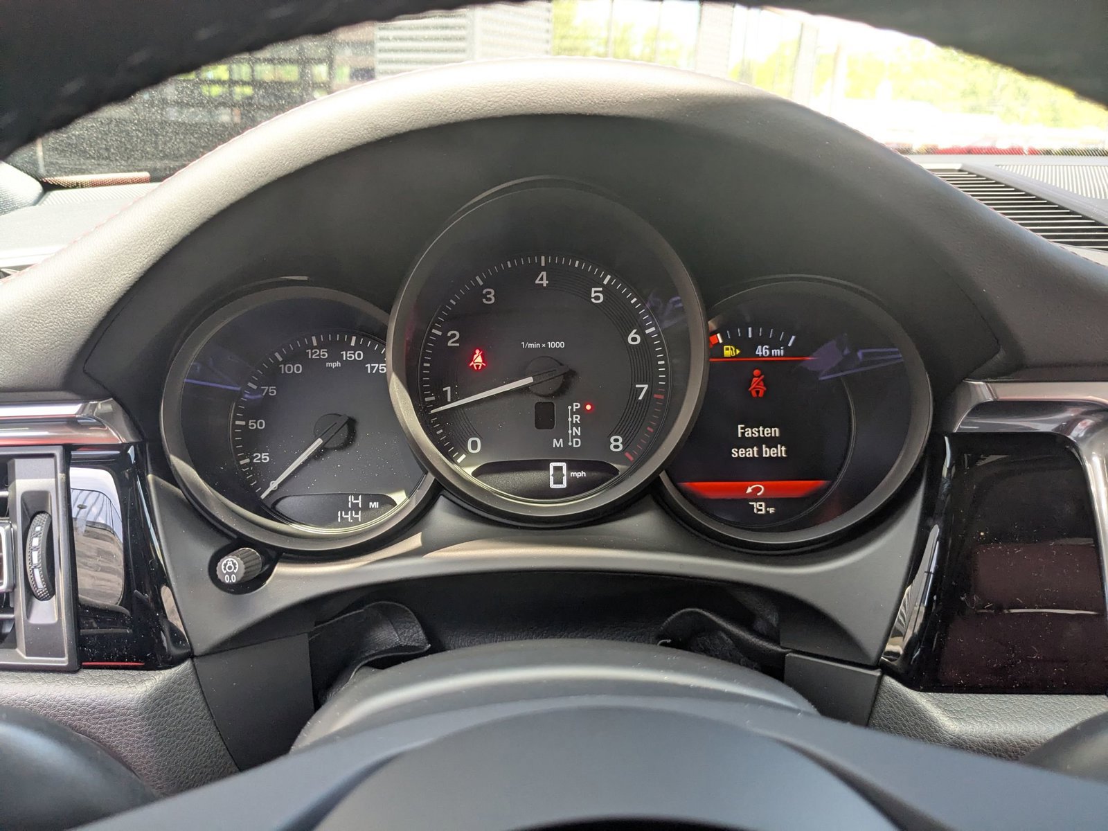 Used 2025 Porsche Macan image 16