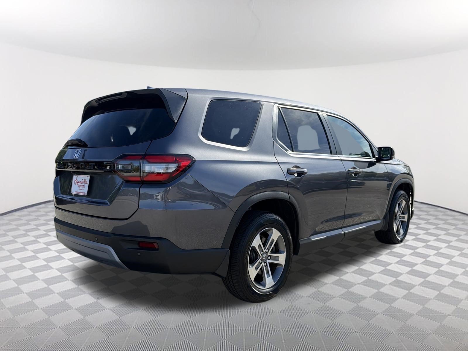 Used 2025 Honda Pilot EX-L image 17
