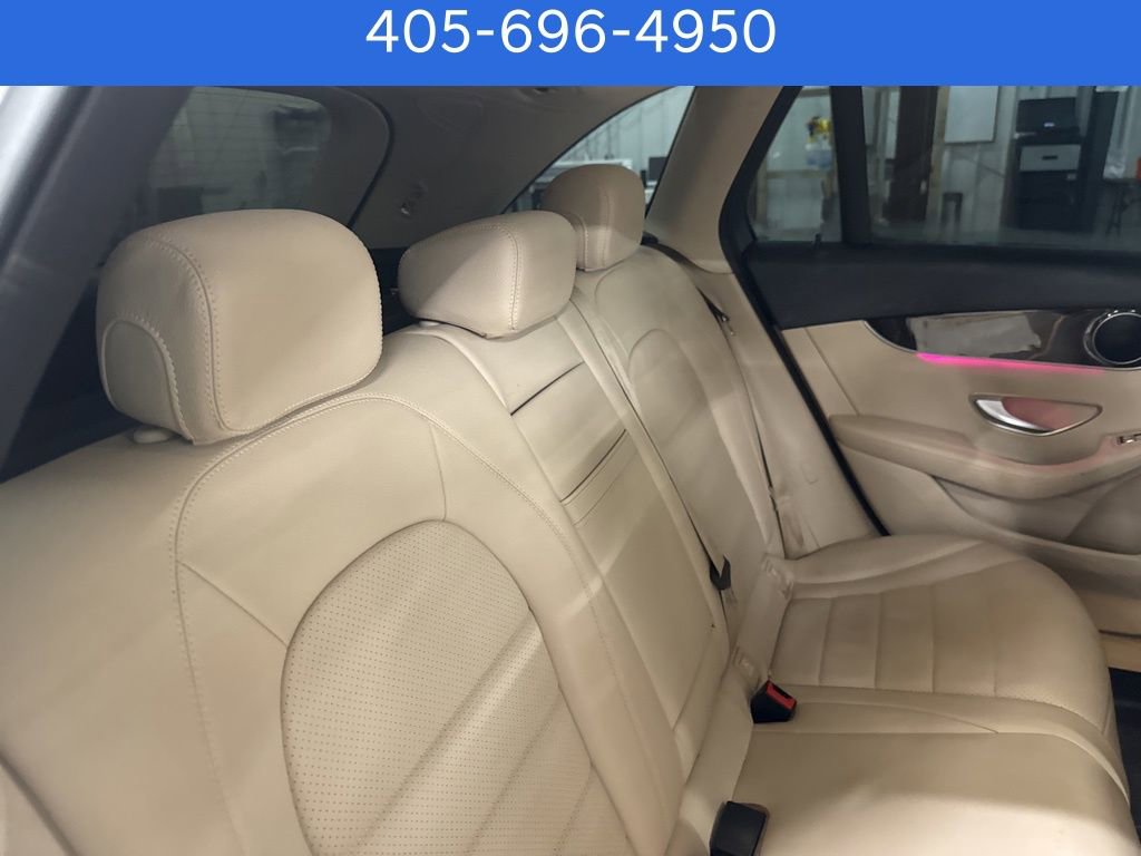 Used 2022 Mercedes-Benz GLC 300 image 30