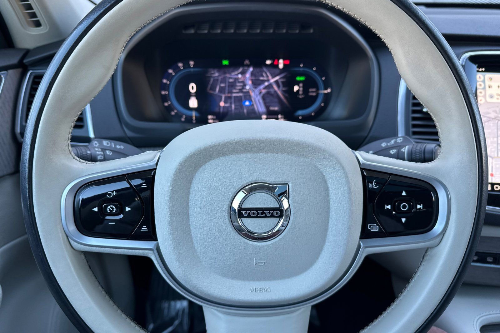 Used 2023 Volvo XC90 T8 Core image 26