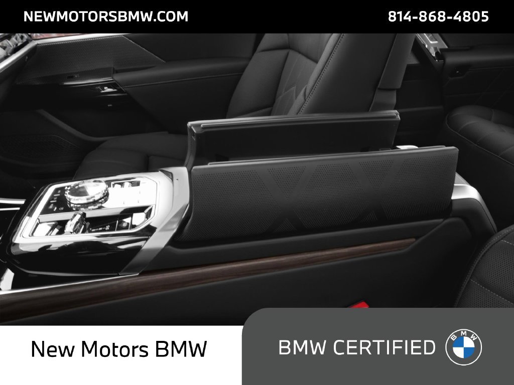 Certified 2023 BMW 760i xDrive AWD/4WD image 9