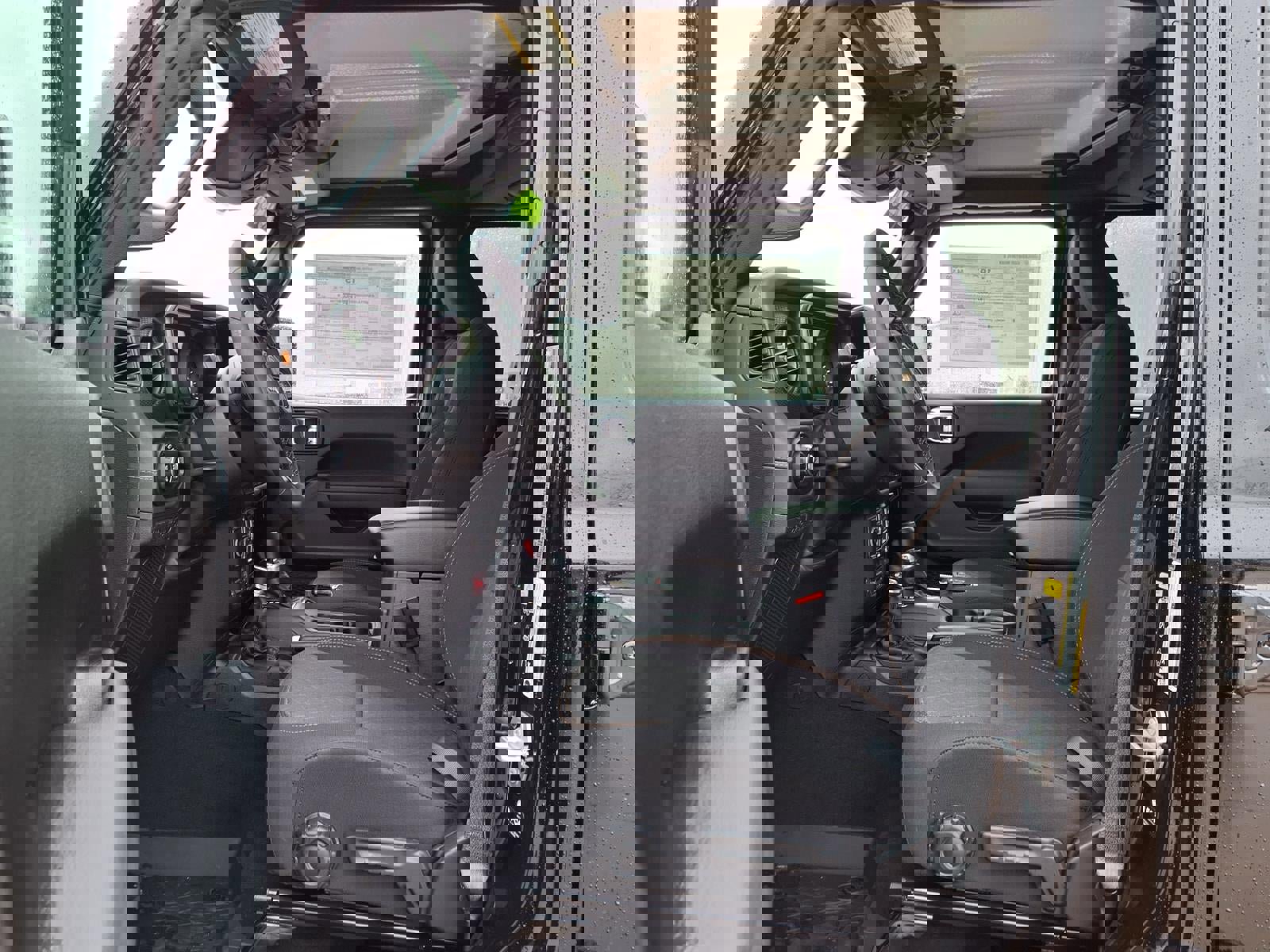 New 2026 Jeep Gladiator Mojave w/ Steel Bumper Group image 16