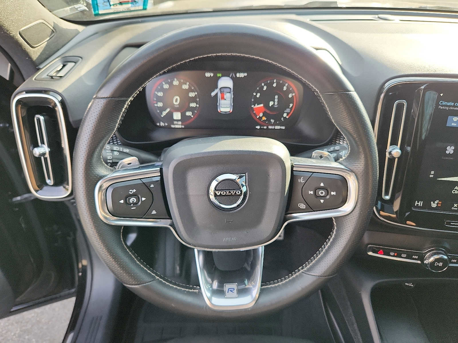 Used 2020 Volvo XC40 T5 R-Design w/ Protection Package Premier image 18