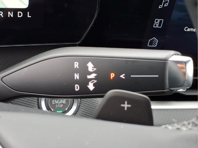 New 2026 Chevrolet Equinox LT w/ Safety and Technology Package AWD/4WD image 8