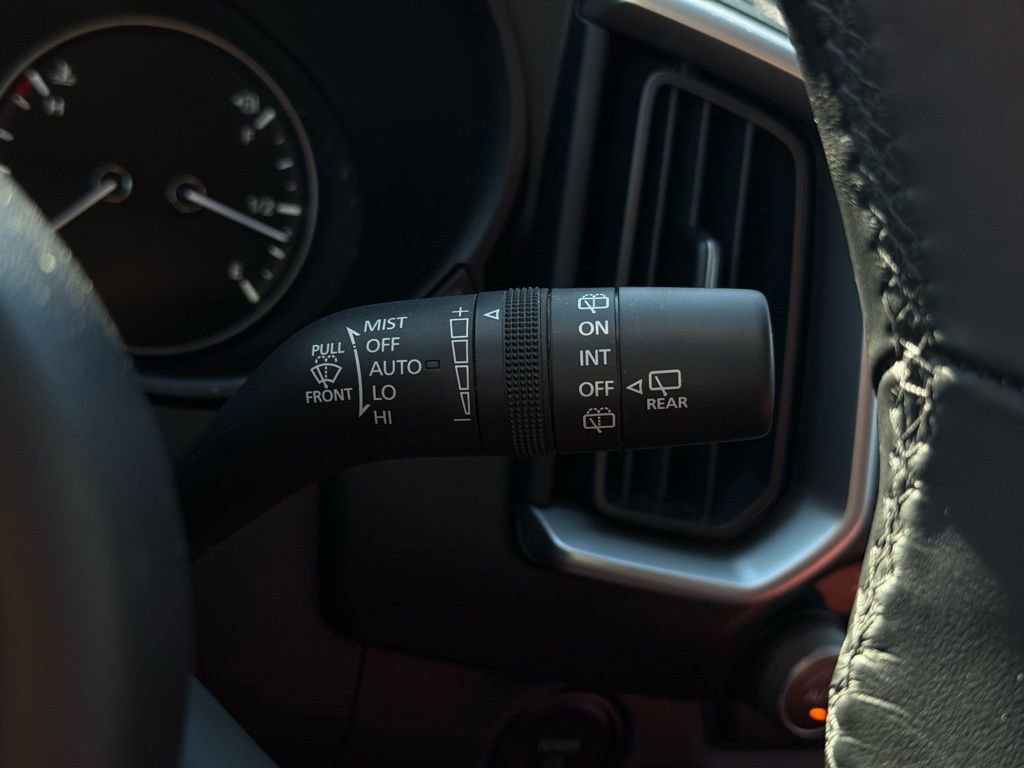 Used 2025 MAZDA CX-50 AWD 2.5 Hybrid w/ Premium Pkg image 26