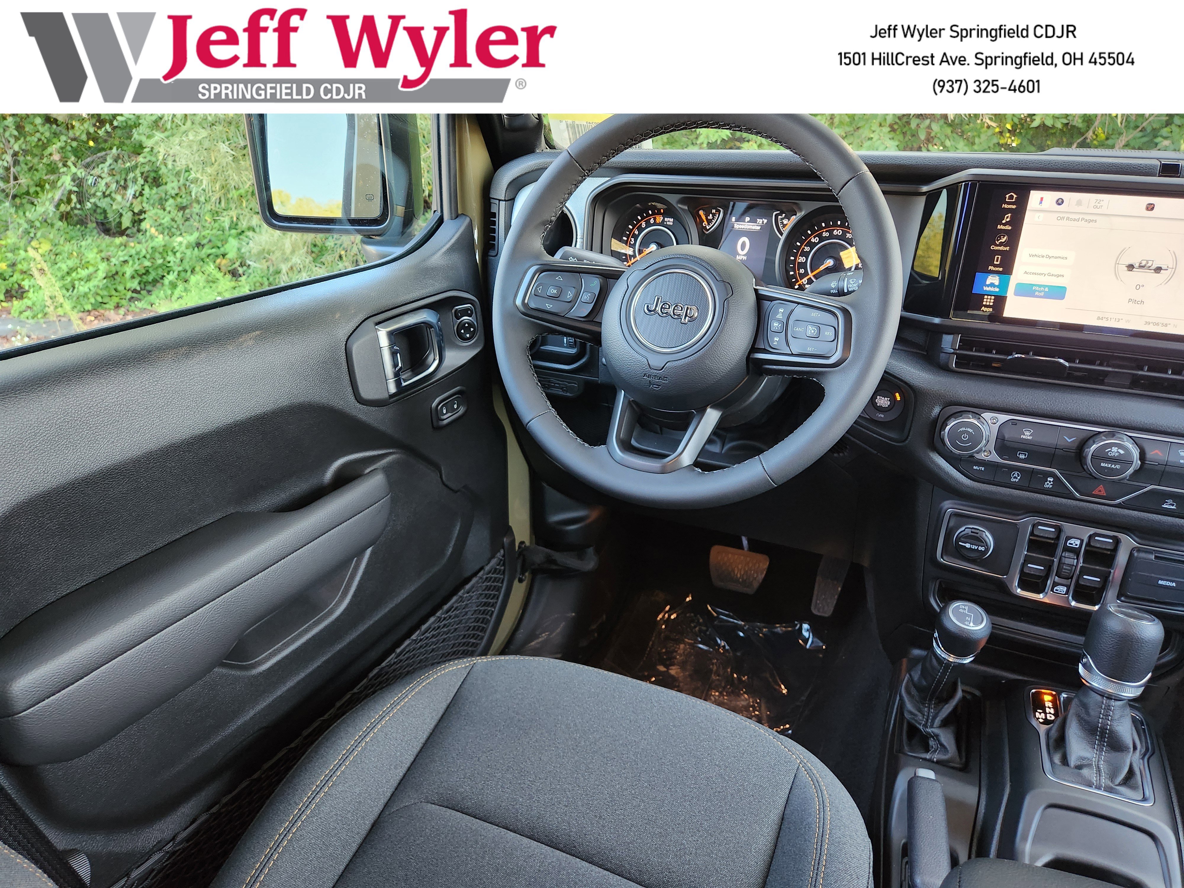 New 2025 Jeep Gladiator Sport image 21