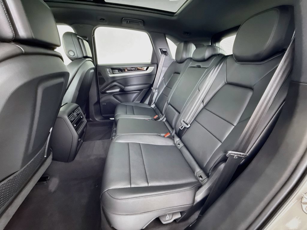 New 2026 Porsche Cayenne AWD/4WD image 24