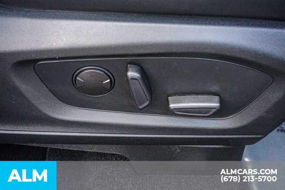 Used 2022 Ford Explorer XLT w/ Equipment Group 202A image 55