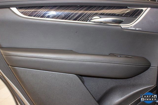 Used 2025 Cadillac XT6 Premium Luxury image 21