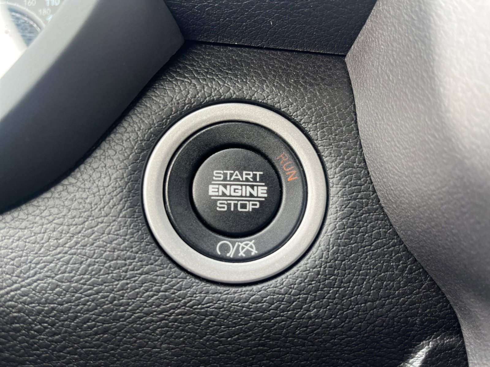 Used 2024 RAM 2500 Big Horn w/ Sport Appearance Package image 24