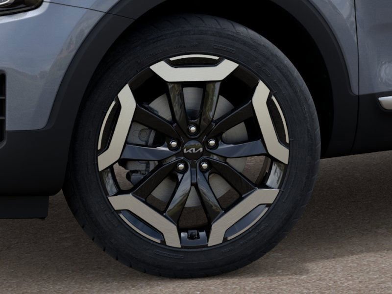 Used 2025 Kia Telluride S image 9