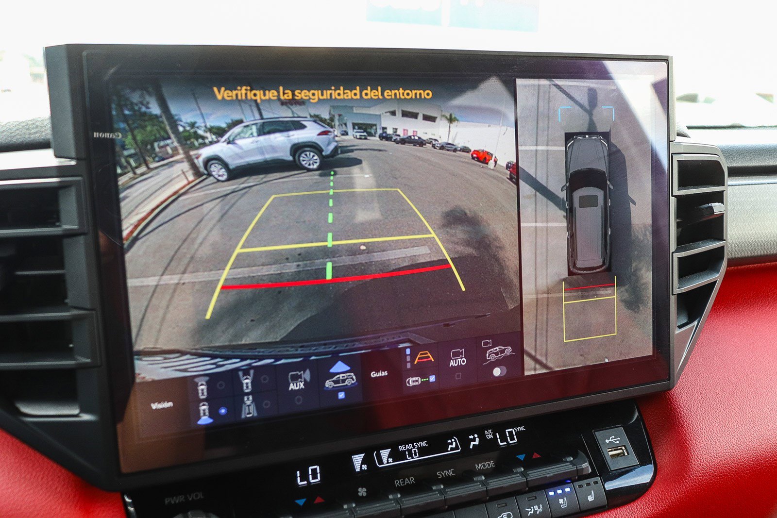 Used 2025 Toyota Sequoia TRD Pro w/ Tow Technology Package image 33